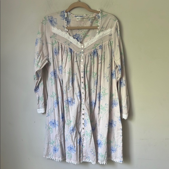 Eileen West Other - Eileen West Cottagecore Blue Rose 100% Cotton Long Sleeve Nightgown Sz M